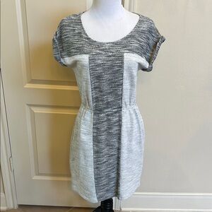 Anthropologie Chic Gray and White Knit Dress